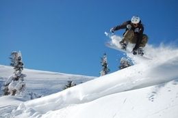 Snowboarder