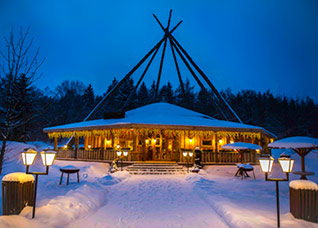 Die Köhlerhütte im Winter - gemütlich und einladend!<br>(Bild: I. Feldmer)