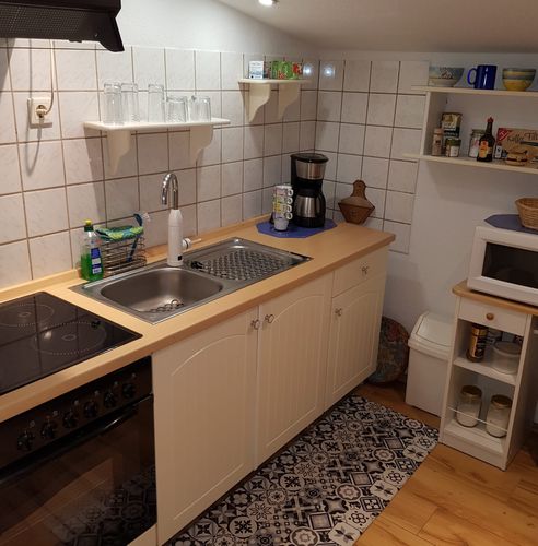 Die voll ausgestattete Küche im Waldhaus Osterberg.<br>(Bild: Fam. Goschke)