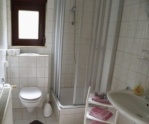 Badezimmer mit DU/WC - Ferienwohnung 1<br>(Bild: Fam. Eilers)