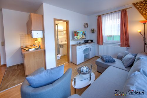 Die Ferienanlage Wildbach bietet kleinere Ferienwohnungen mit nur einem Schlafzimmer an - Ferienwohnung Panorama für max. 4 Personen.<br>(Bild: Fam. Michael)