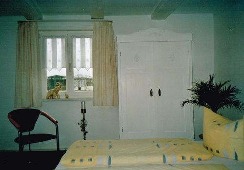 Schlafzimmer der Ferienwohnung im Obergeschoss.<br>(Bild: Frau Rosenthal)