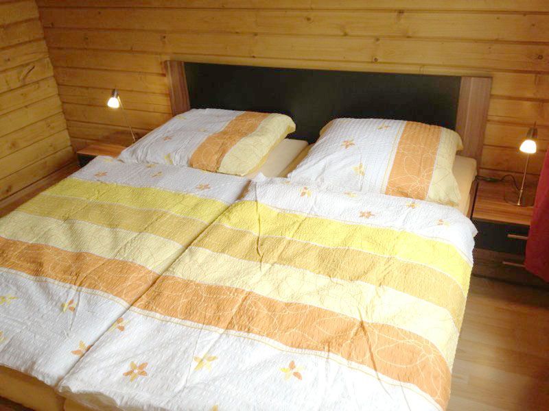 Schlafzimmer EG mit Doppelbett