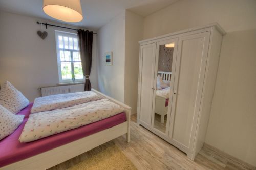 Für gute Träume: Schlafzimmer mit Doppelbett in der FW Schnarcherklippe