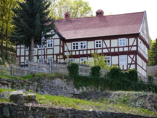 Mehr Informationen über den Gastgeber Ferienwohnung - -Zum Alten Pfarrhaus- in Blankenburg (Harz)