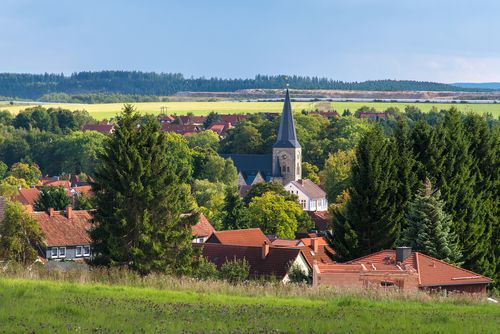 Blick auf Elbingerode<br>(Tourismusbetrieb der Stadt Oberharz am Brocken©Jan Reichel Fotografie)