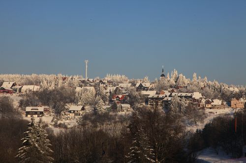 Ein Blick auf das Bergdorf Hohegeiß im Winter.<br>(Bild: Siegfried Richter)