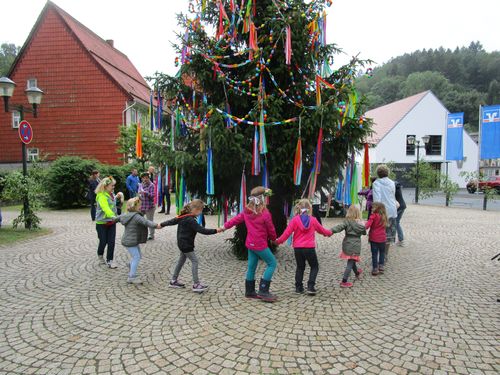 Johannisfest in Bad Grund<br>(Bild: TOURISTAG Bad Grund im KTV Bad Grund (Harz) e.V.)